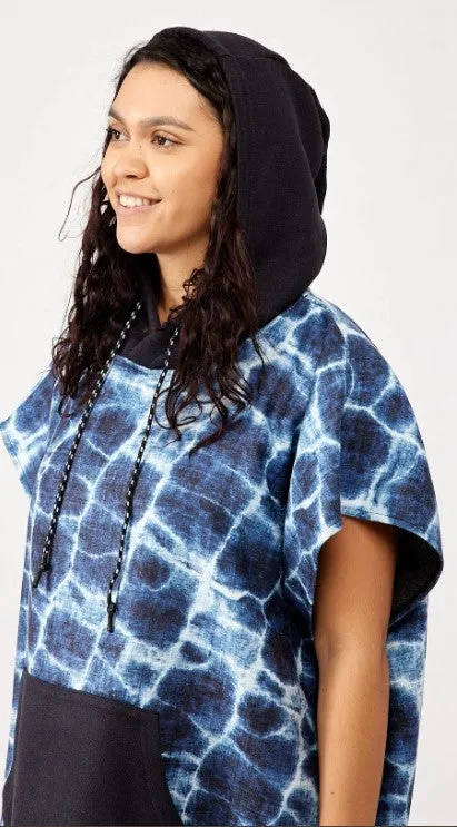 Changing Poncho Medium/Large