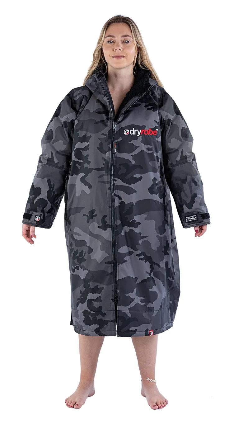 Dryrobe Long Sleeve Changing Robe - Black Camo/ Black