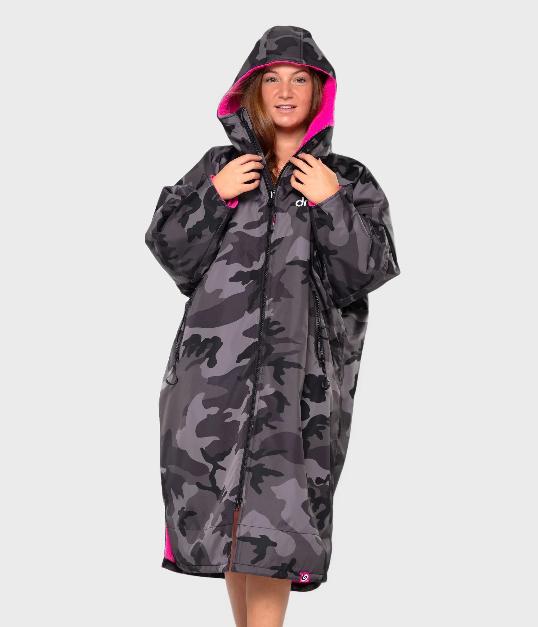 Dryrobe Long Sleeve Changing Robe - Black Camo/ Pink