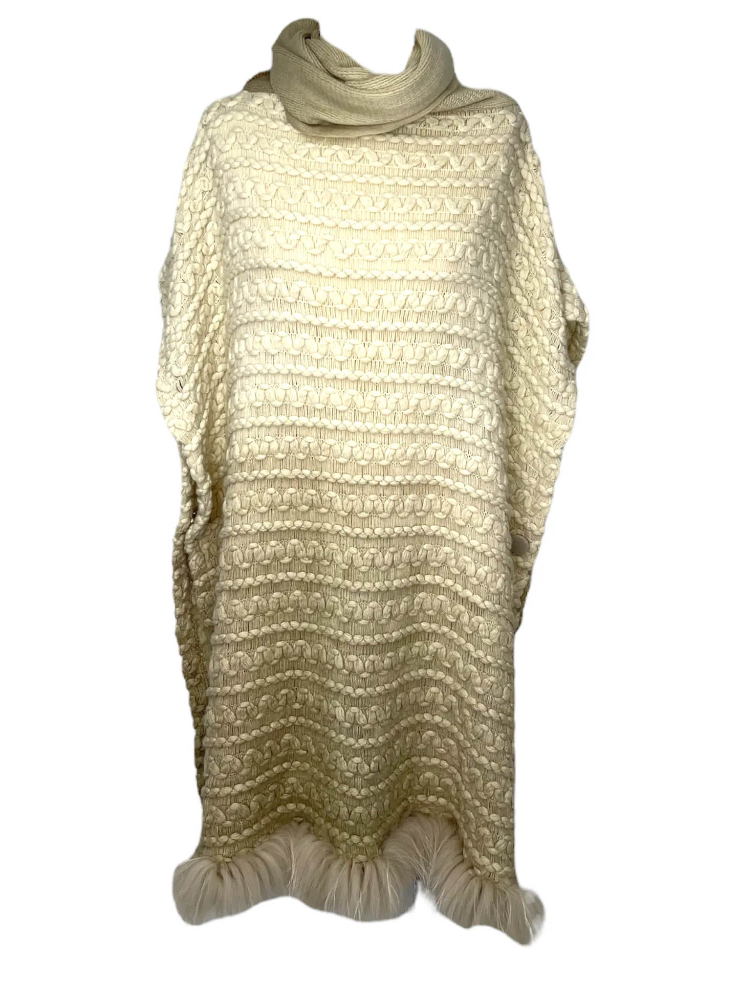 Heidelberg Poncho in Vanilla