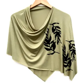 Laurel Poncho (black ink)