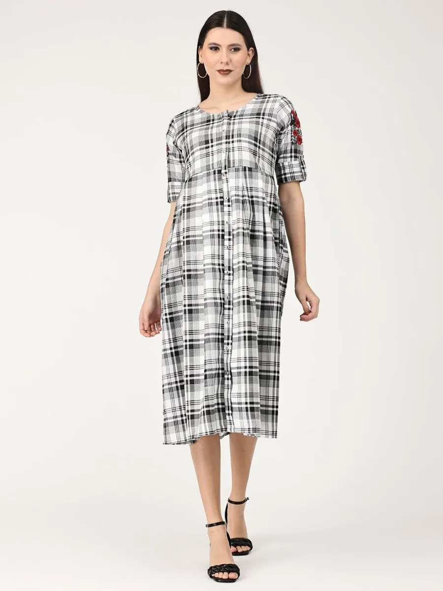 Monochrome Checkered Maternity and Nursing Dress with Embroidery