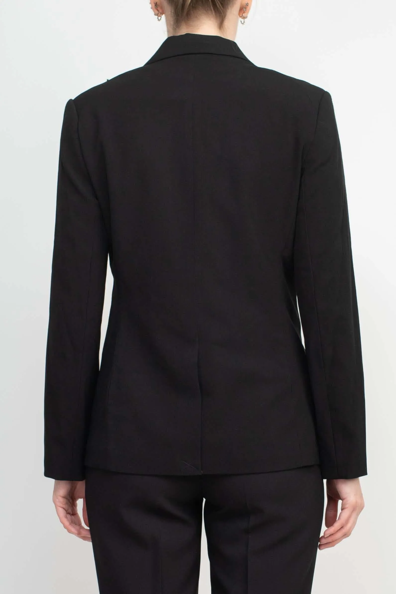 T Tahari Notched Collar Long Sleeve One Button Rayon Blazer